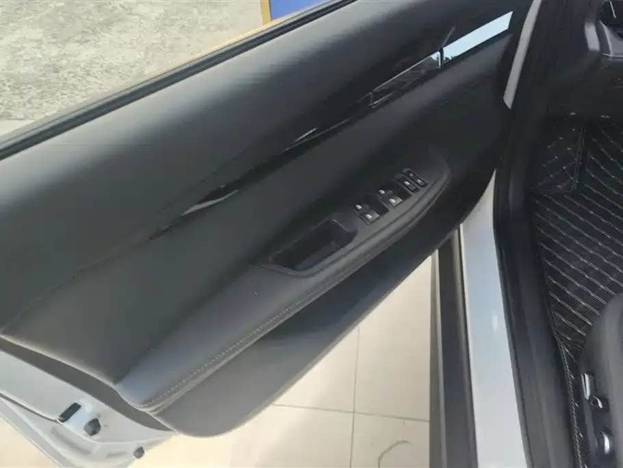 Changan UNI-V 2024 из CN, фото 4