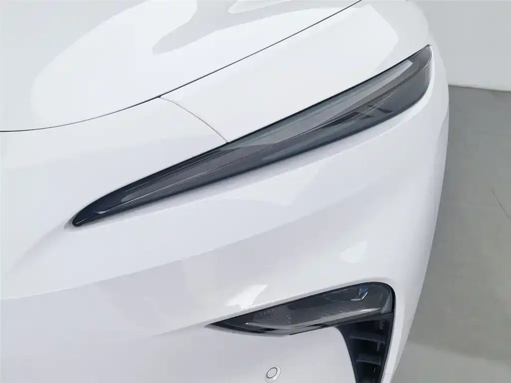 Roewe Feifan R7 2025 из CN, фото 3