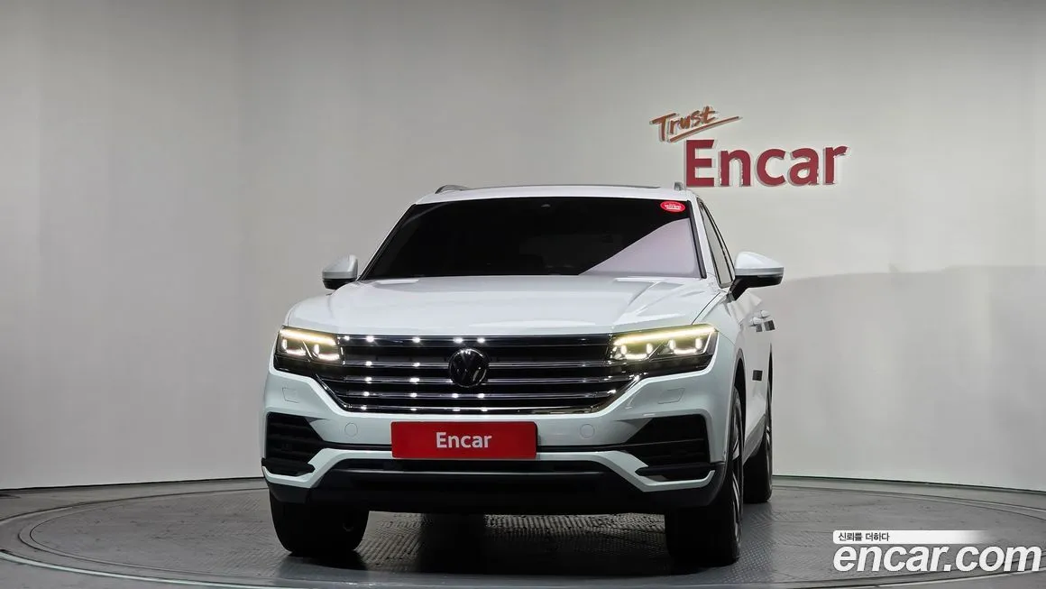 Volkswagen Touareg 2023 из KR, фото 3