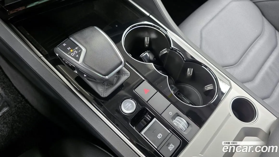 Volkswagen Touareg 2023 из KR, фото 7