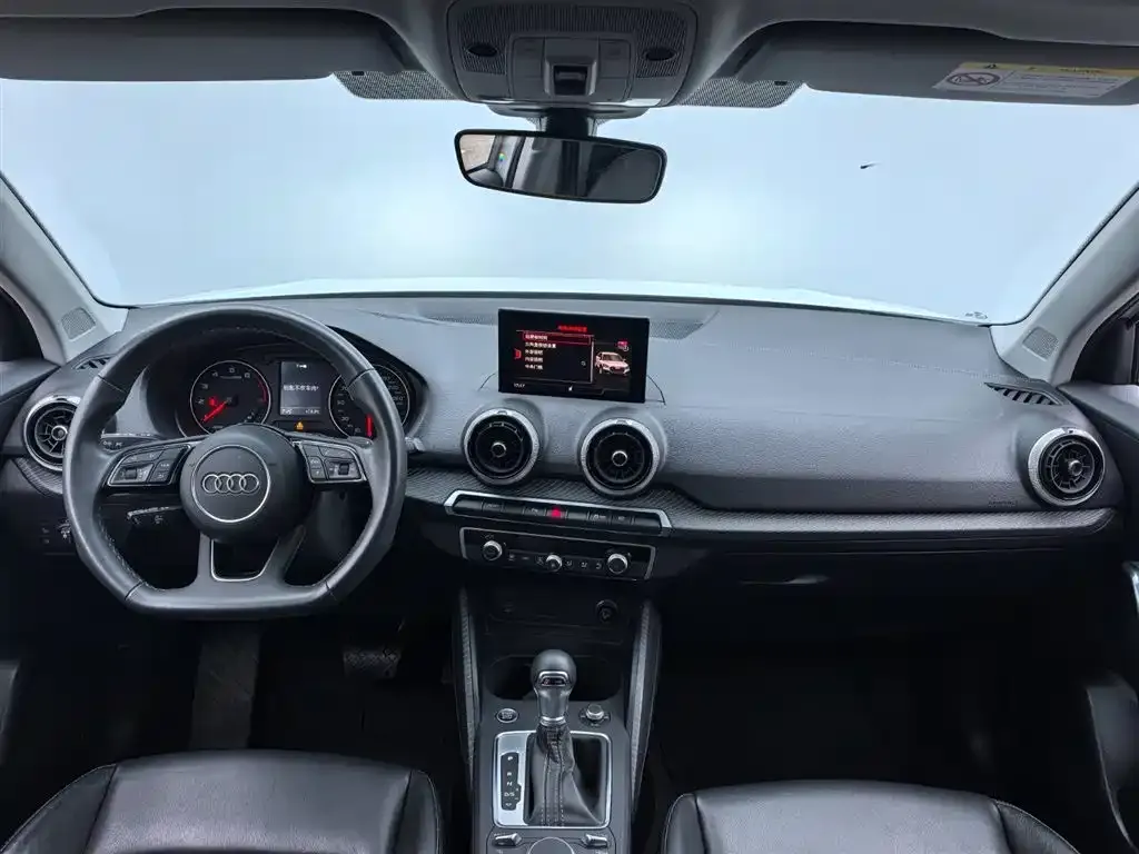 Audi Q2L 2022 из CN, фото 6