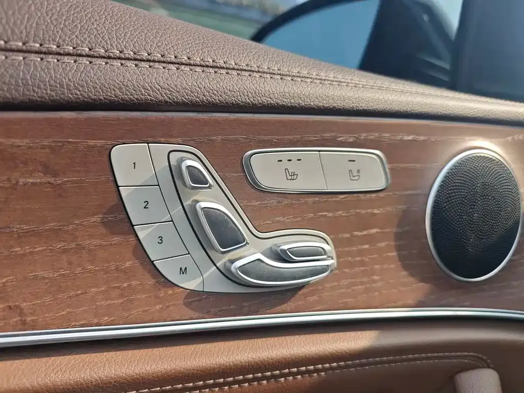 Mercedes-Benz E-Class 2021 из CN, фото 5