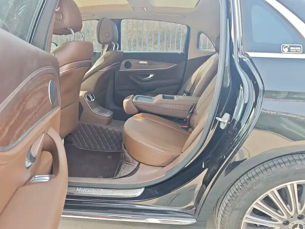 Mercedes-Benz E-Class 2021 из CN, фото 4