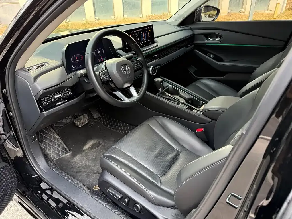 Honda Accord 2023 из CN, фото 7