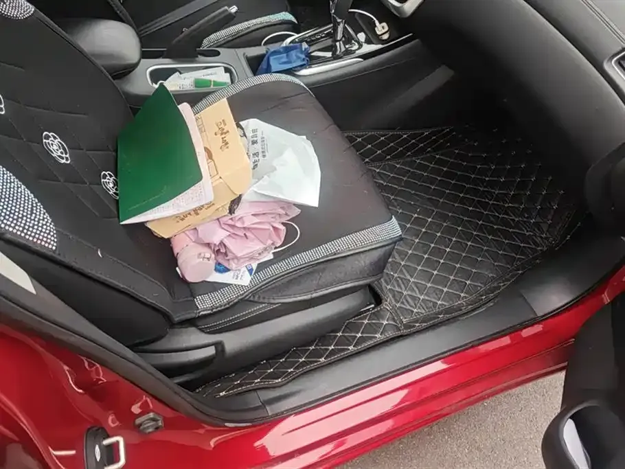 Nissan Tiida 2023 из CN, фото 7
