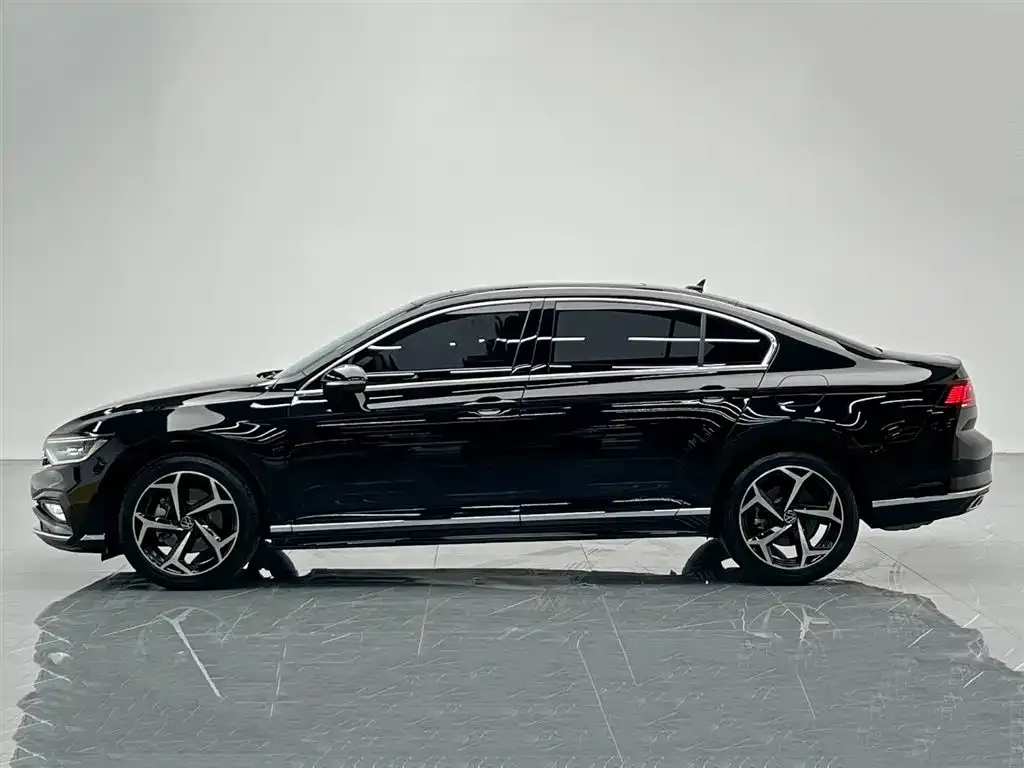 Volkswagen Magotan 2025 из CN, фото 9