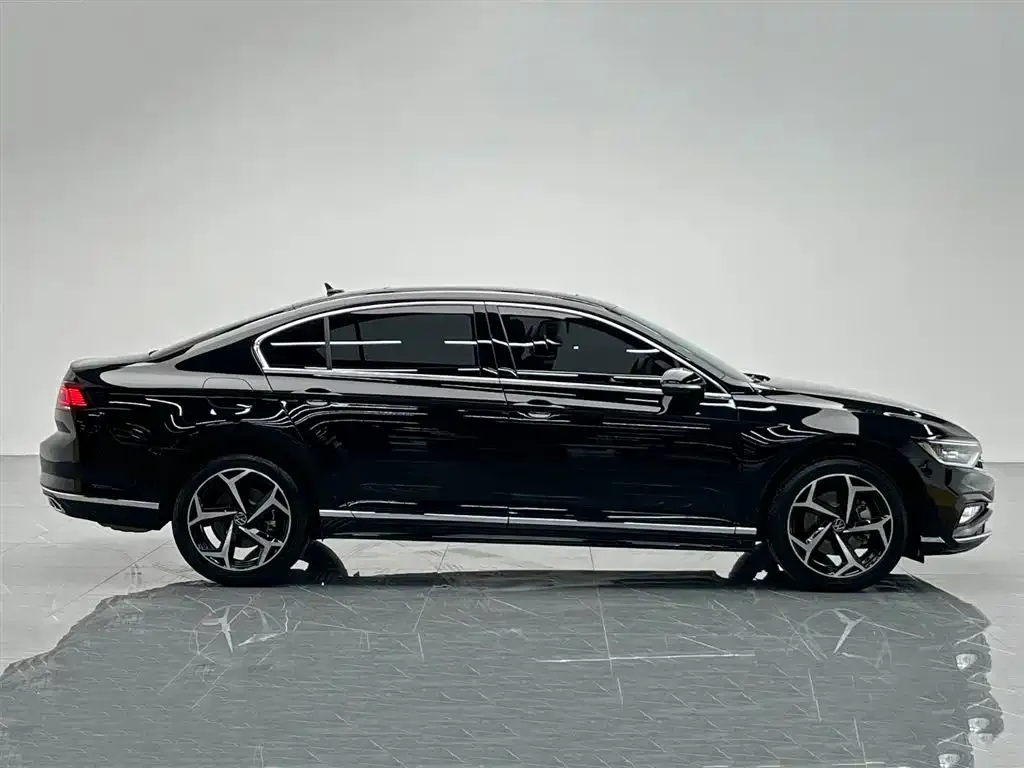 Volkswagen Magotan 2025 из CN, фото 7