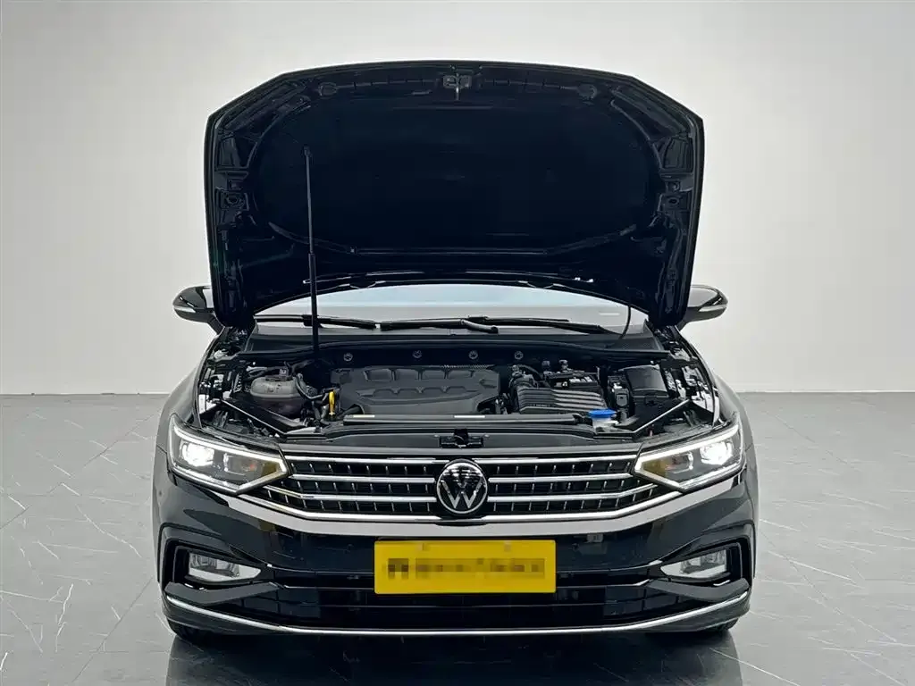 Volkswagen Magotan 2025 из CN, фото 8