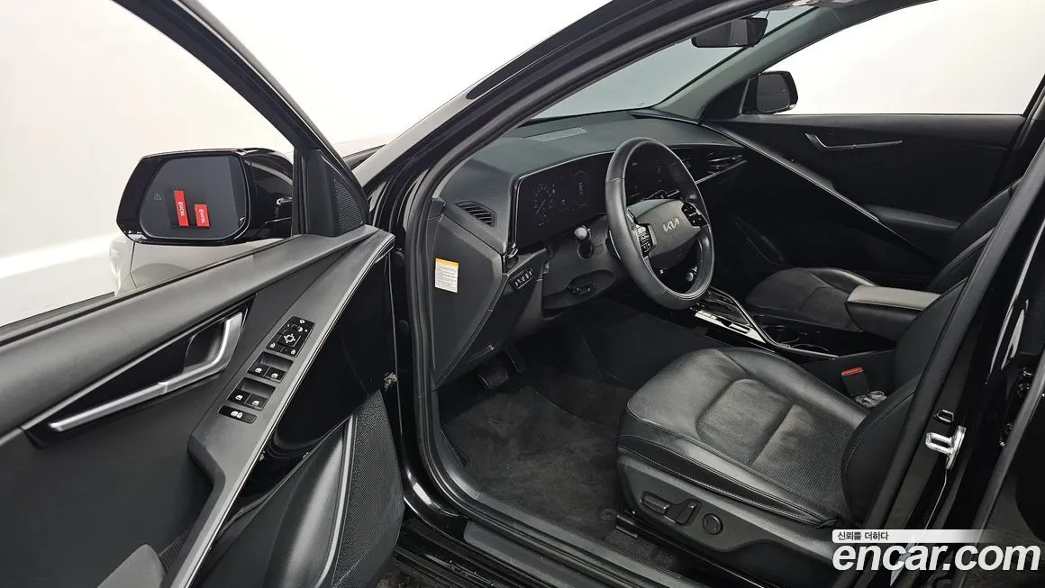 Kia Niro — фото 10