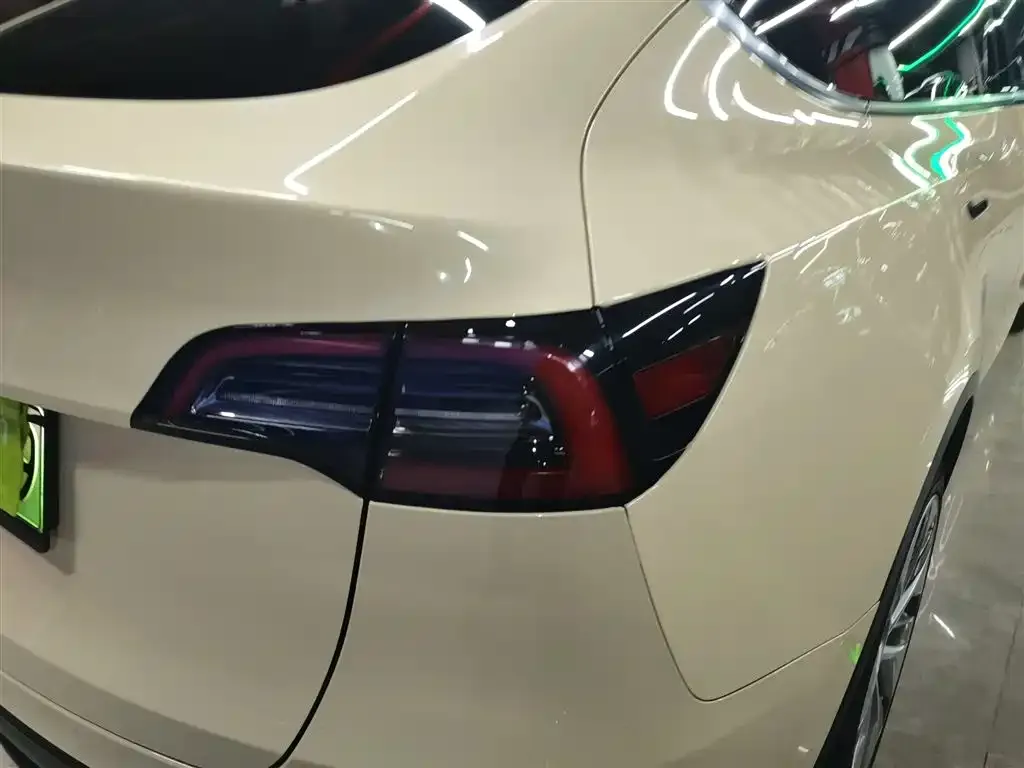 Tesla Model Y 2022 из CN, фото 8