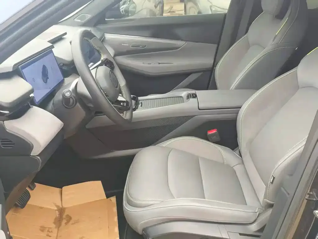 Lynk & Co 08 EM-P 2025 из CN, фото 2