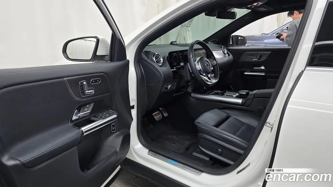 Mercedes-Benz EQA 2023 из KR, фото 7