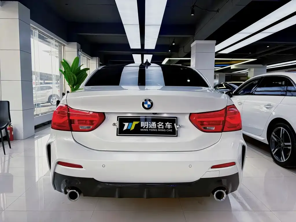 BMW 1 Series 2023 из CN, фото 8