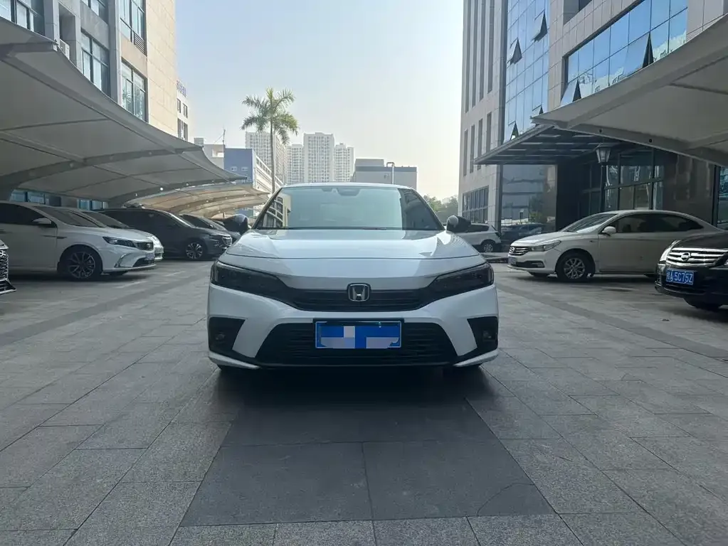 Honda Civic 2022 из CN, фото 2