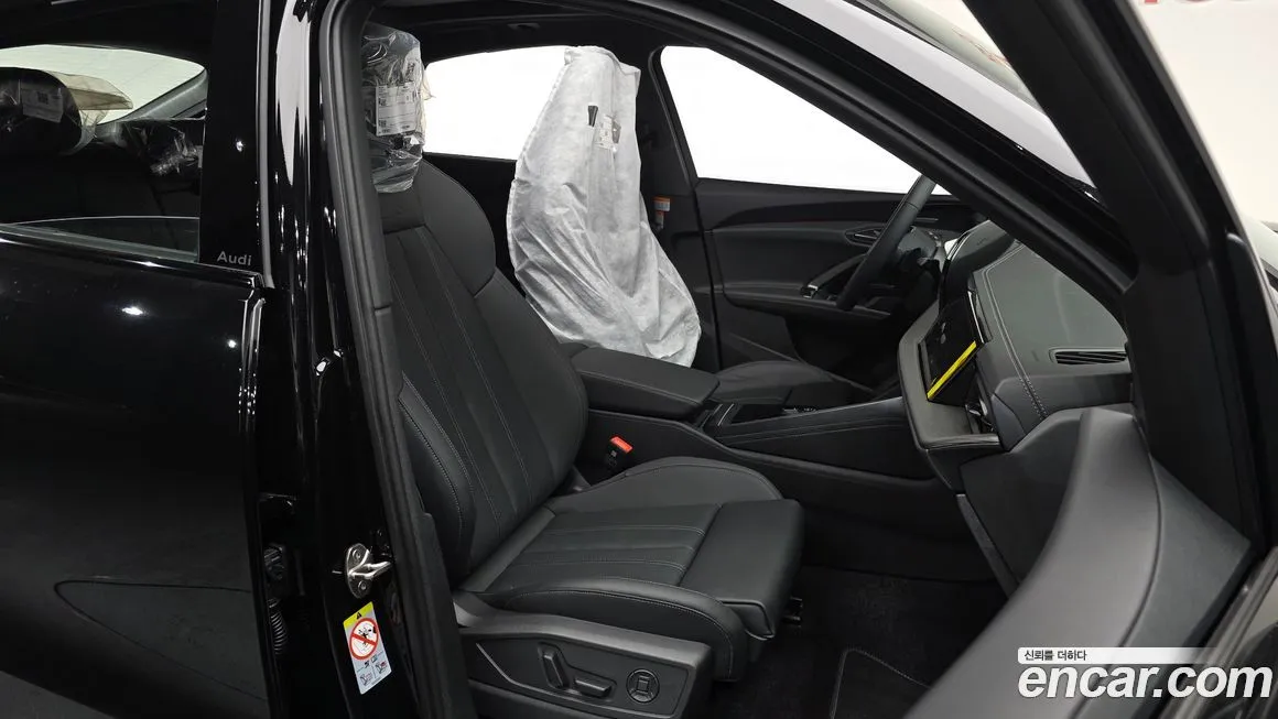 Audi Q5 2025 из KR, фото 10