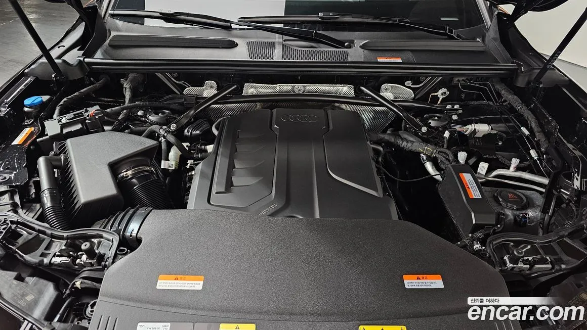Audi Q5 2025 из KR, фото 7