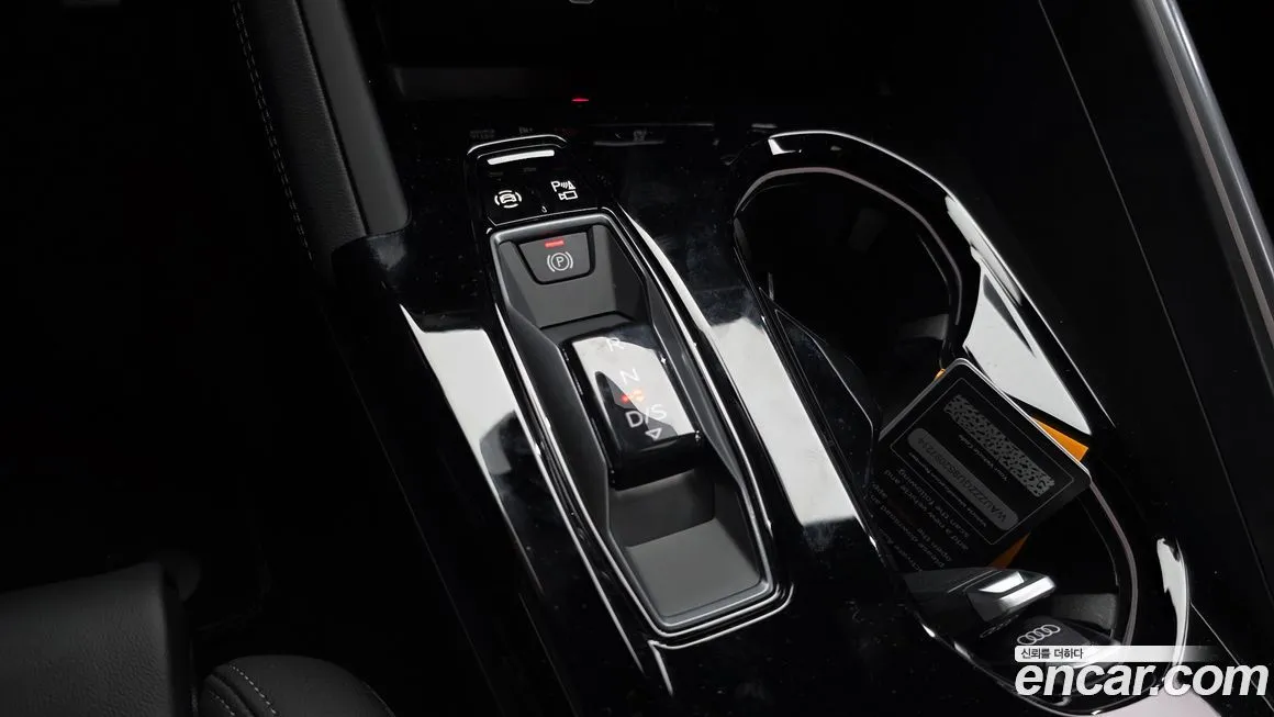 Audi Q5 2025 из KR, фото 4