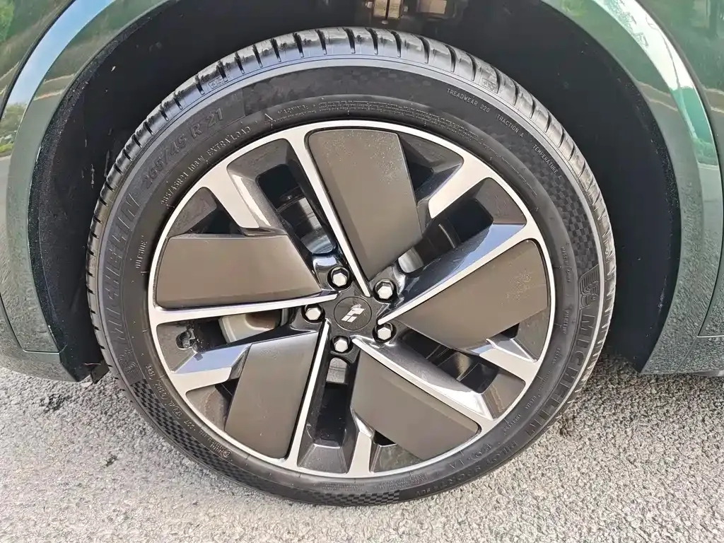 Li Auto L9 2025 из CN, фото 7