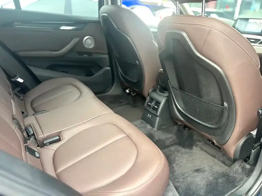 BMW X1 2022 из CN, фото 10