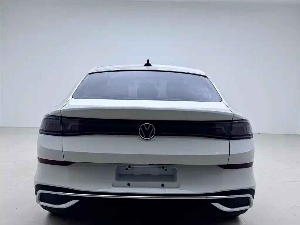 Volkswagen Lamando 2023 из CN, фото 8