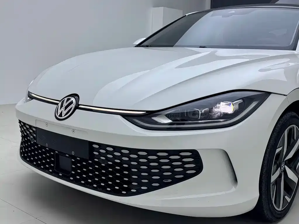 Volkswagen Lamando 2023 из CN, фото 9