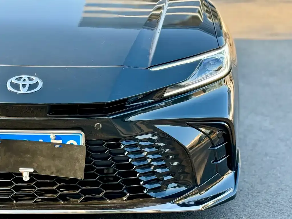 Toyota Camry 2025 из CN, фото 3