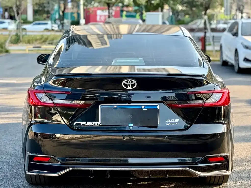 Toyota Camry 2025 из CN, фото 9
