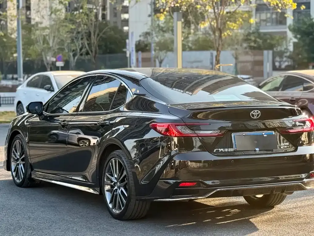 Toyota Camry 2025 из CN, фото 10