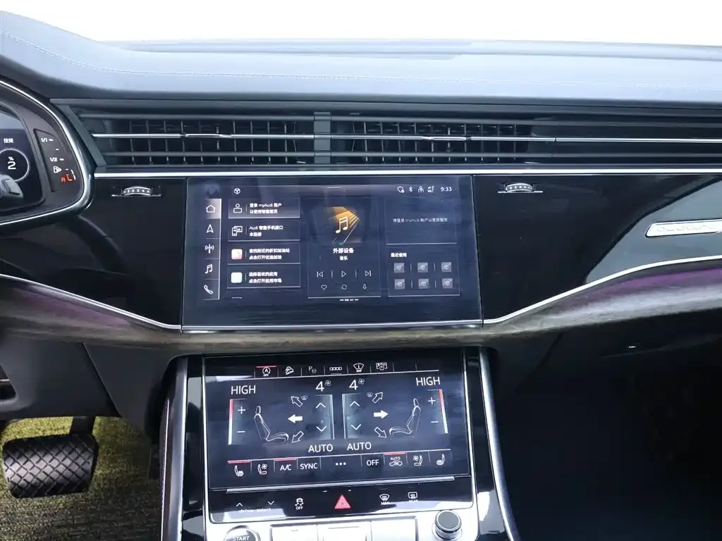 Audi Q7 2024 из CN, фото 10