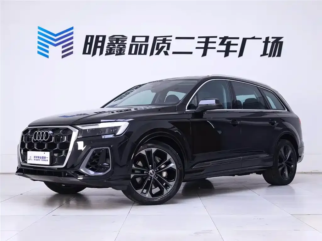 Audi Q7 2024 из CN, фото 5