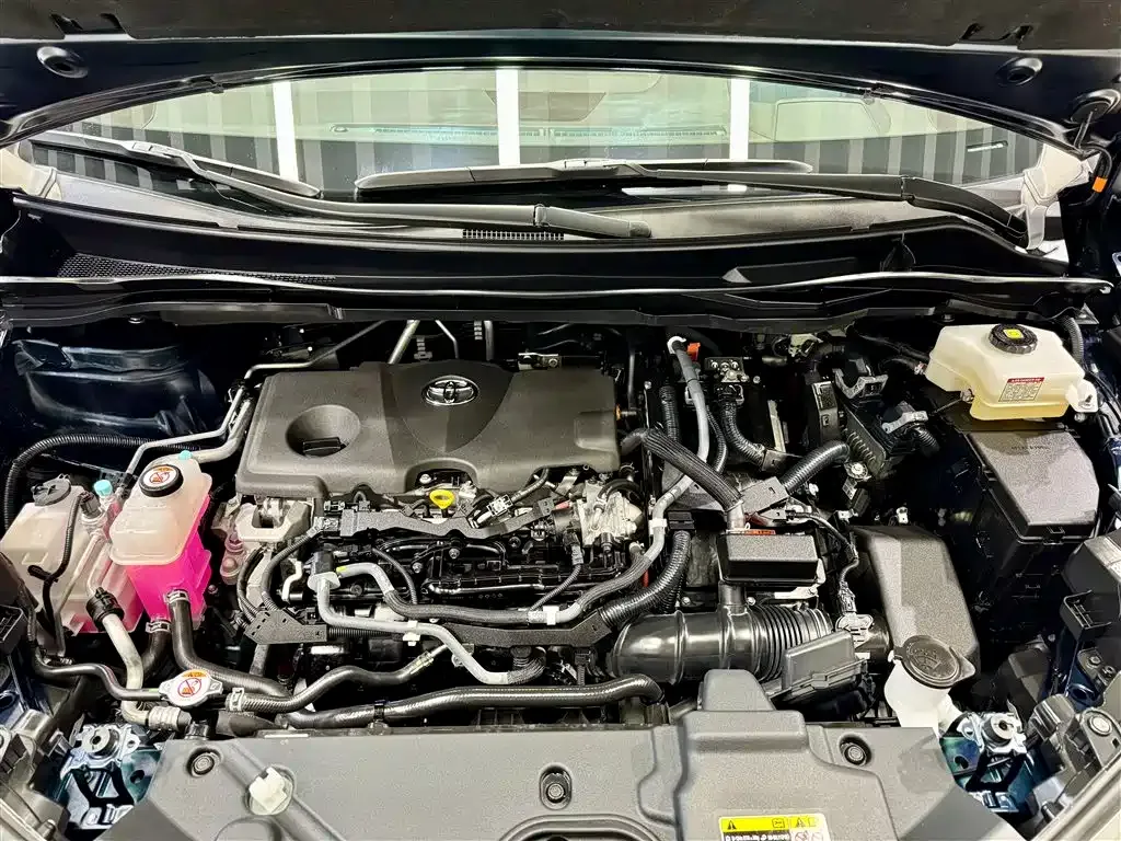 Toyota Granvia 2023 из CN, фото 10