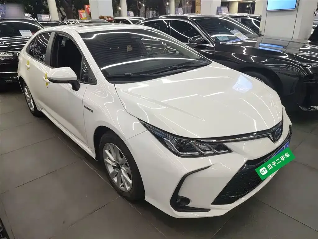 Toyota Corolla 2023 из CN, фото 2