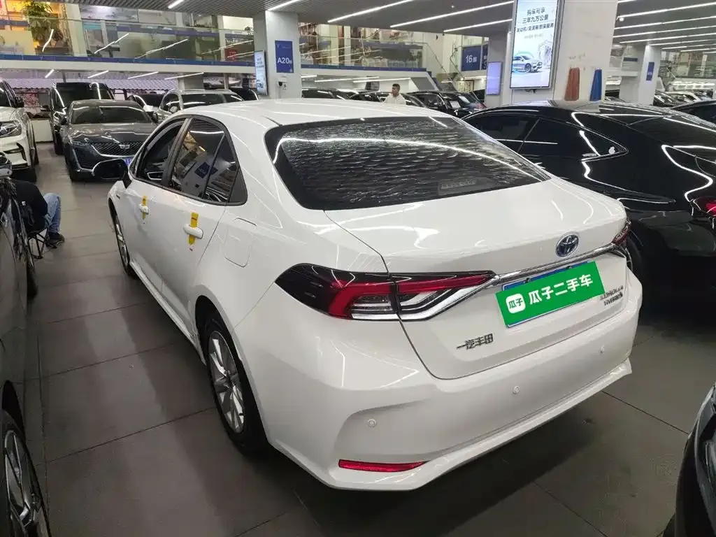 Toyota Corolla 2023 из CN, фото 9