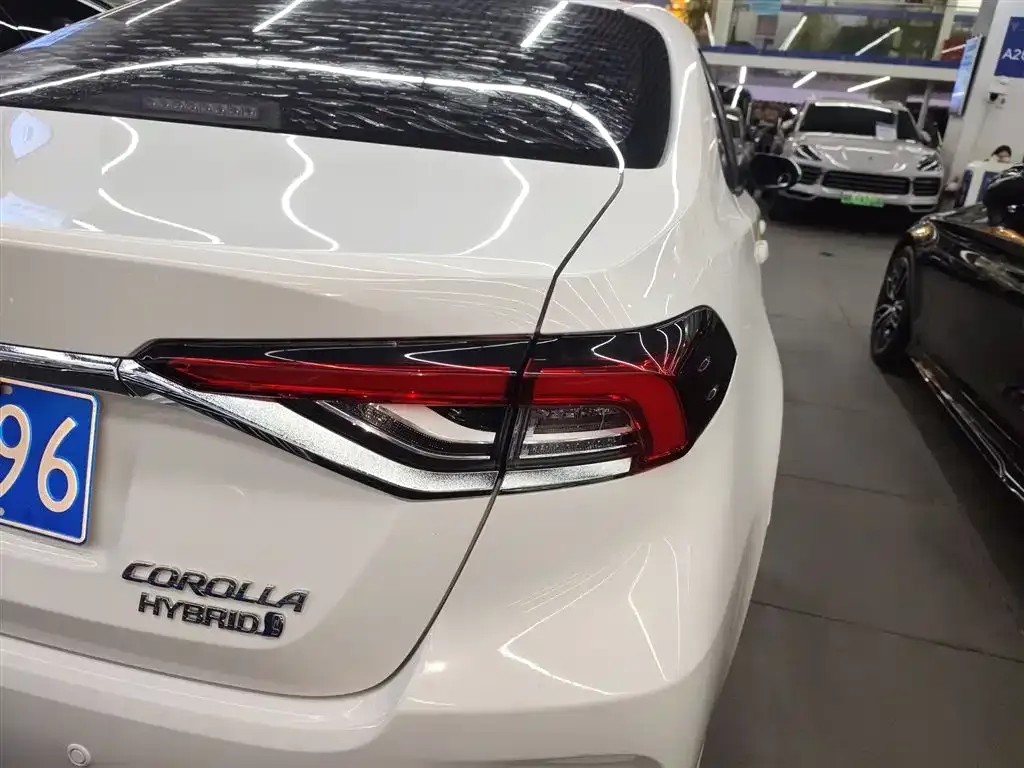 Toyota Corolla 2023 из CN, фото 7