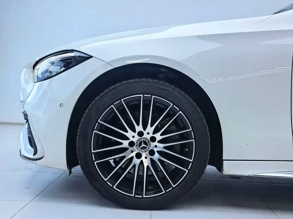Mercedes-Benz C-Class 2024 из CN, фото 8