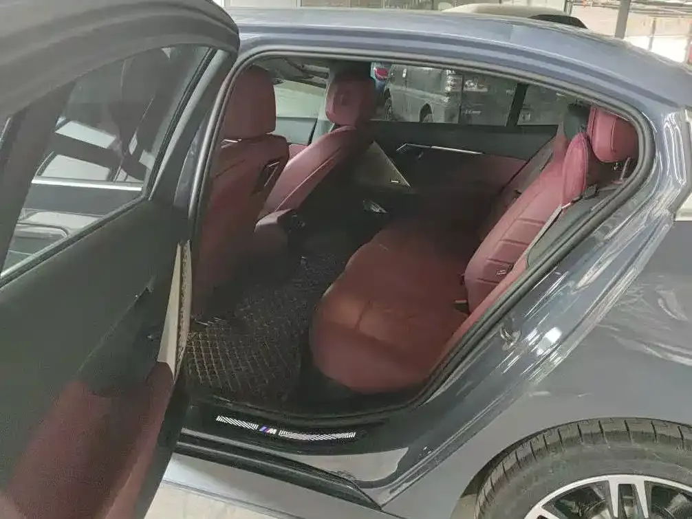 BMW 5 Series 2024 из CN, фото 5