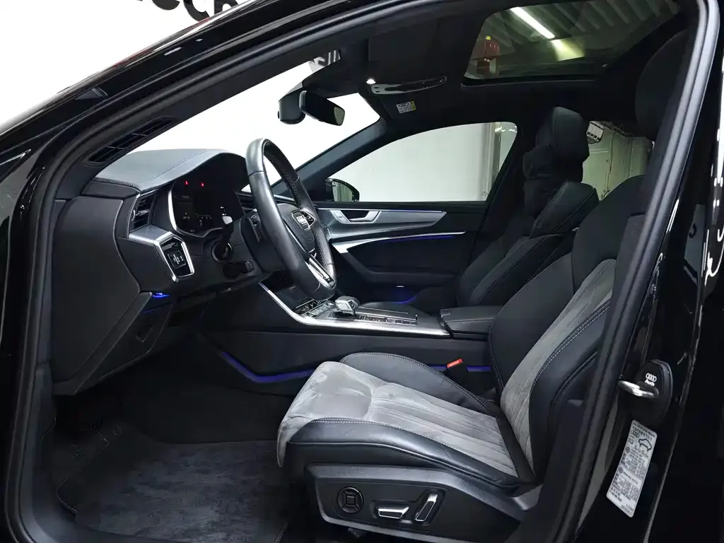 Audi A6L 2024 из CN, фото 9