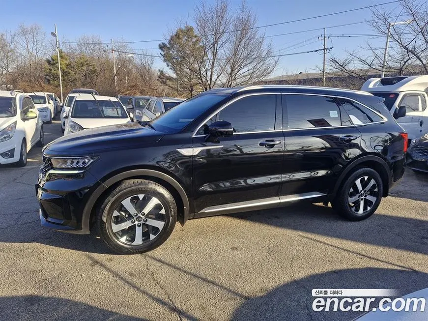 Kia Sorento — фото 9