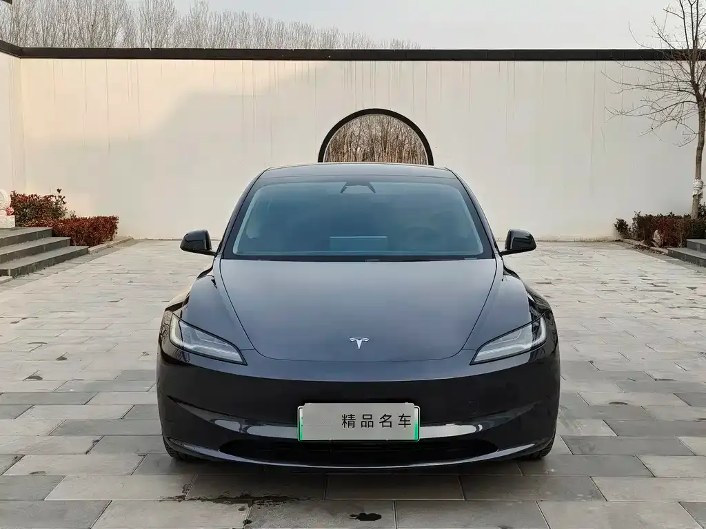Tesla Model 3 2025 из CN, фото 5
