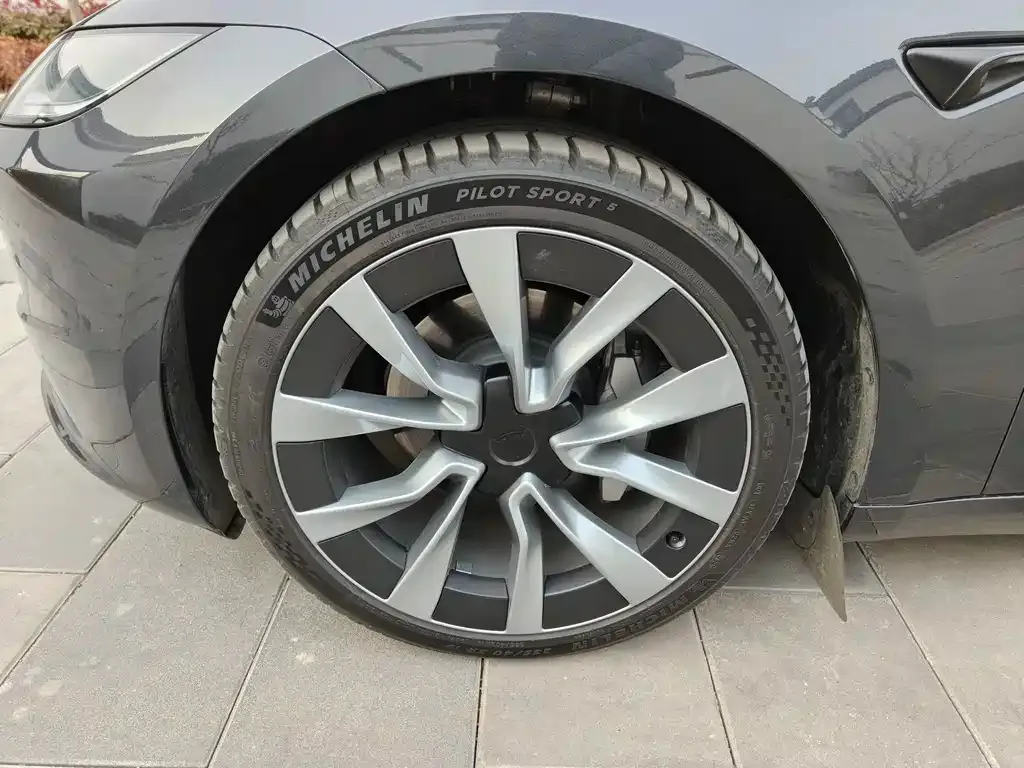 Tesla Model 3 2025 из CN, фото 4