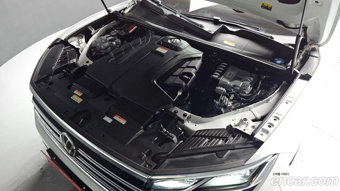 Volkswagen Touareg 2023 из KR, фото 6