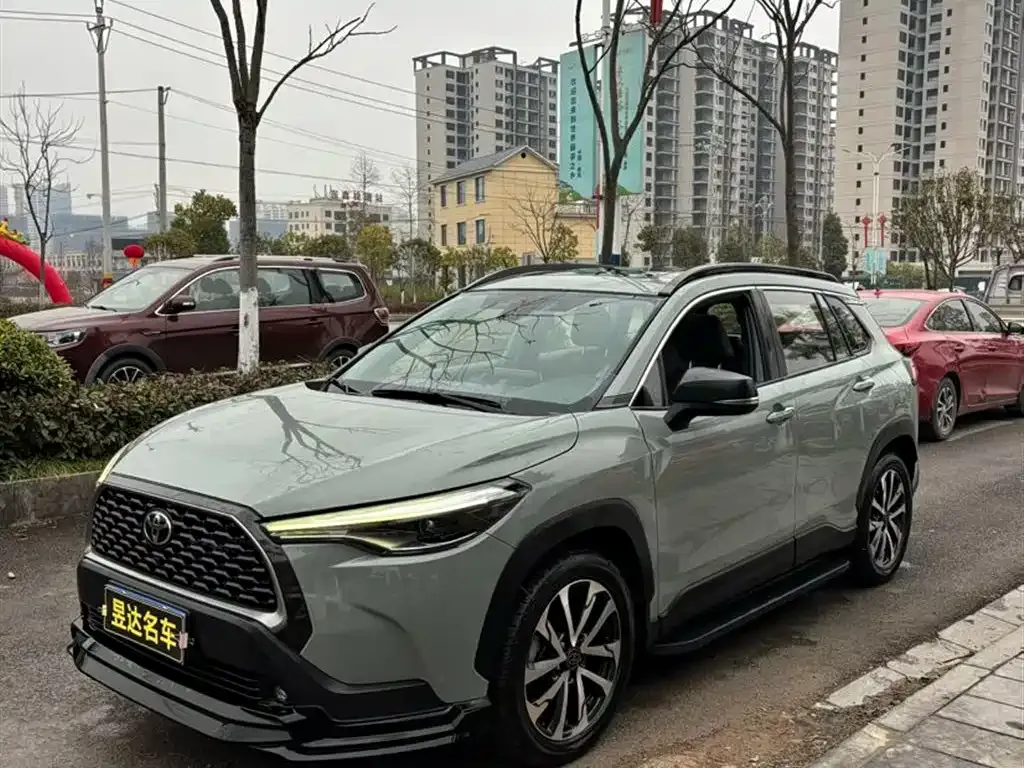 Toyota Corolla Cross 2022 из CN, фото 8