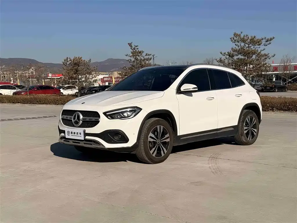 Mercedes-Benz GLA 2023 из CN, фото 1
