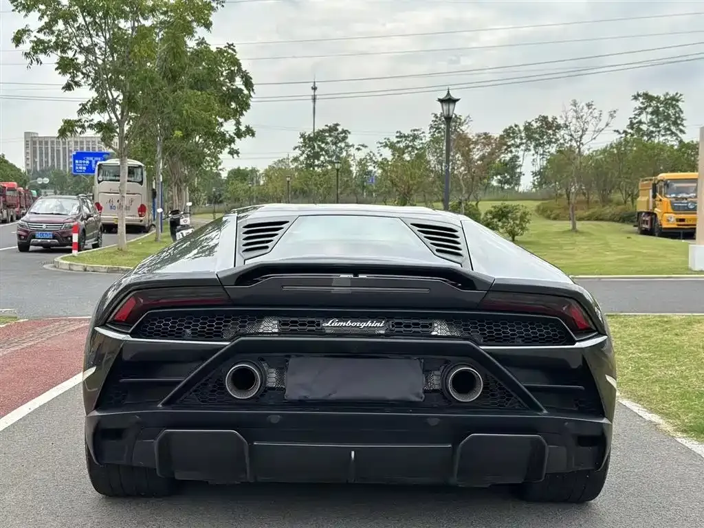 Lamborghini Huracan — фото 8