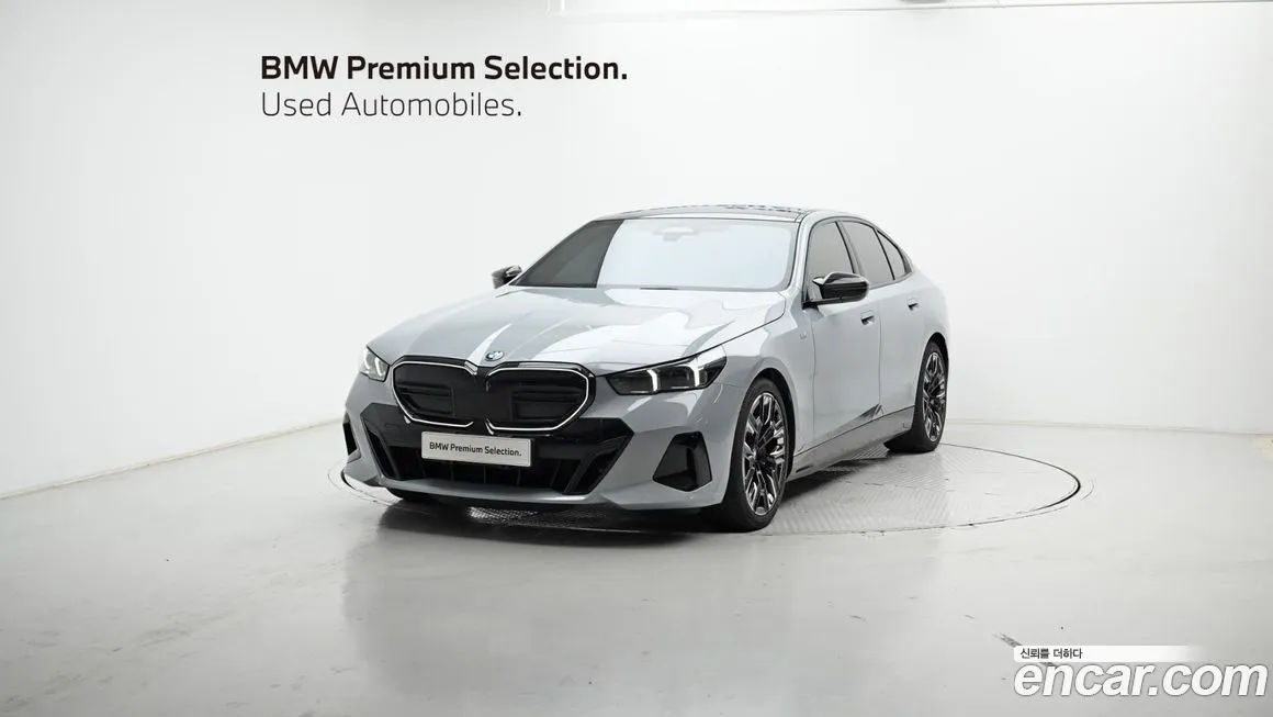BMW i5