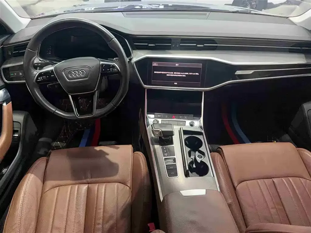 Audi A6L 2021 из CN, фото 3