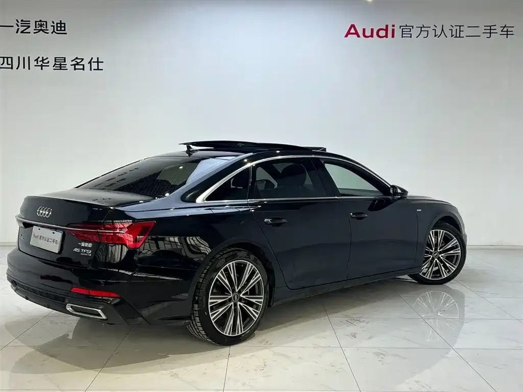 Audi A6L — фото 10