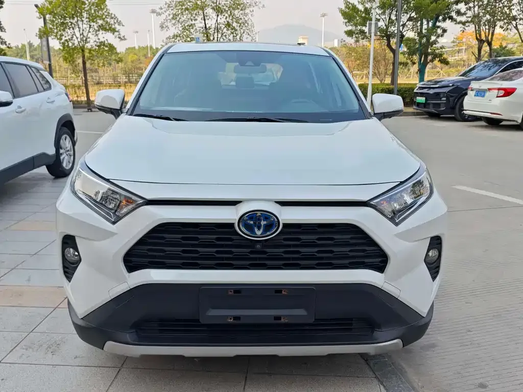 Toyota RAV4 2022 из CN, фото 4