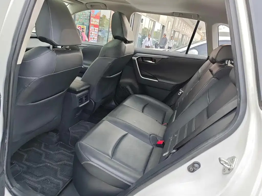 Toyota RAV4 2022 из CN, фото 6