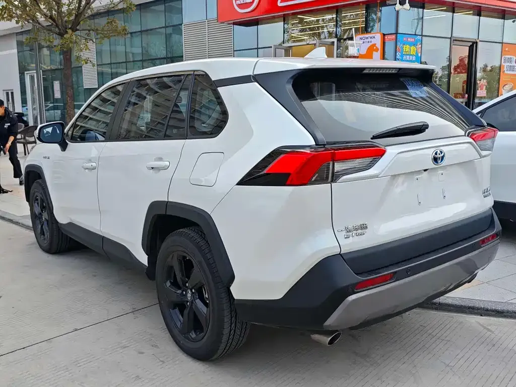 Toyota RAV4 2022 из CN, фото 9
